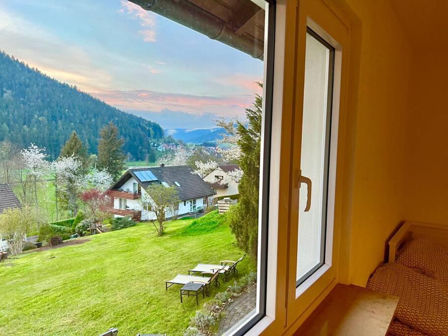 Black Forest Scenic Escape Баїрсбронн Екстер'єр фото